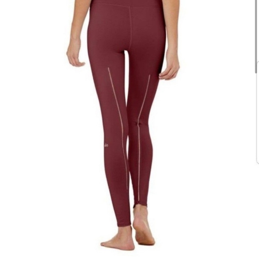 Alo Yoga Dash Black Cherry Leggings